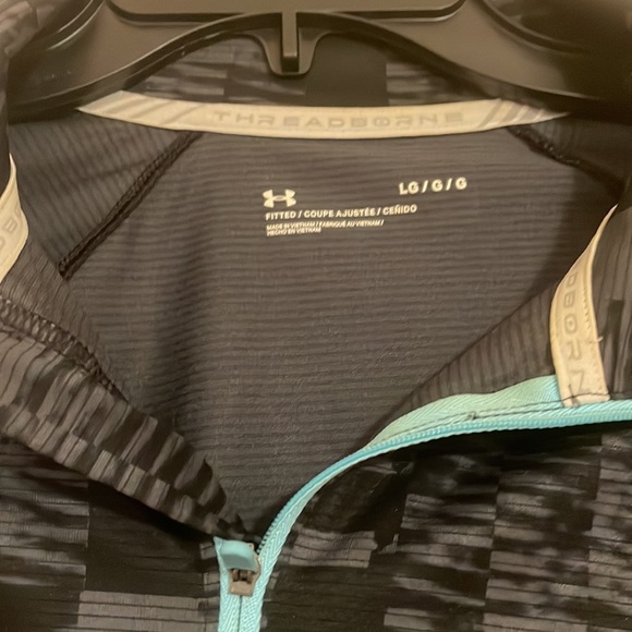 Under armour pullover fitted lightweight - Picture 2 of 4